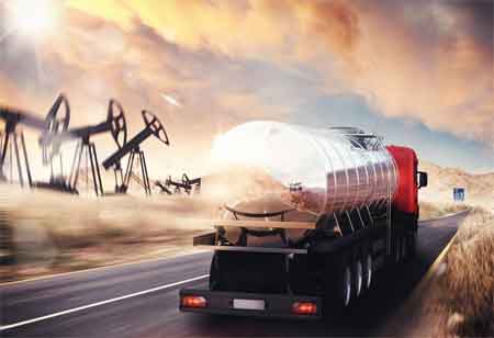 3 Ways to Use GPS Tracking for Oil and Gas Fleet Management