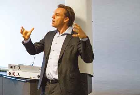 INCELL International - Smart Lithium: Optimizing Network Availability for Telecoms